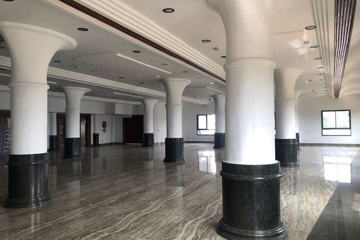 Ballroom/Hall 63 of 71