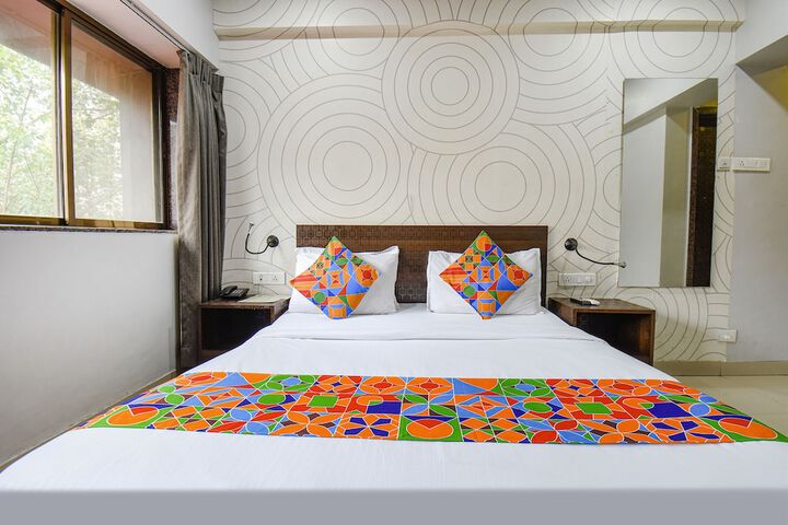 Room 18 of 27