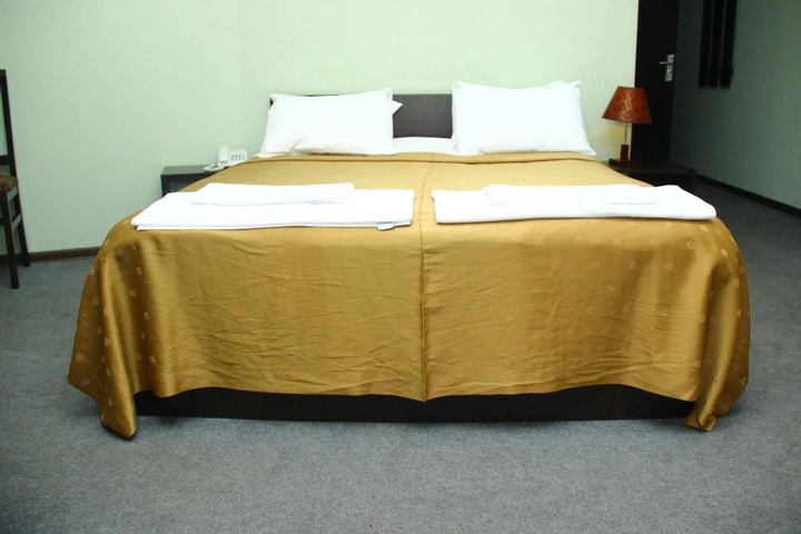 Room 2 of 15