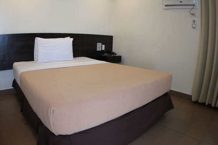 Room 12 of 54