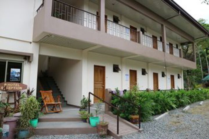 Hotel 5 of 35