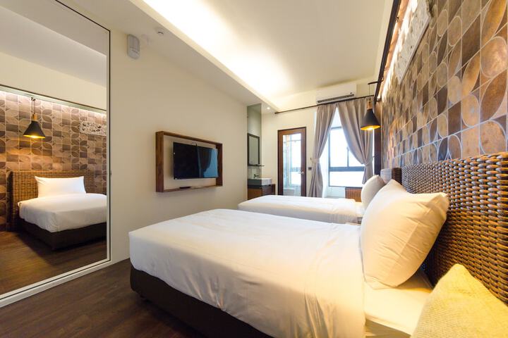 Room 28 of 116