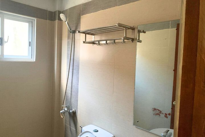Room 30 of 64