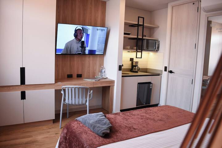 Room 10 of 114