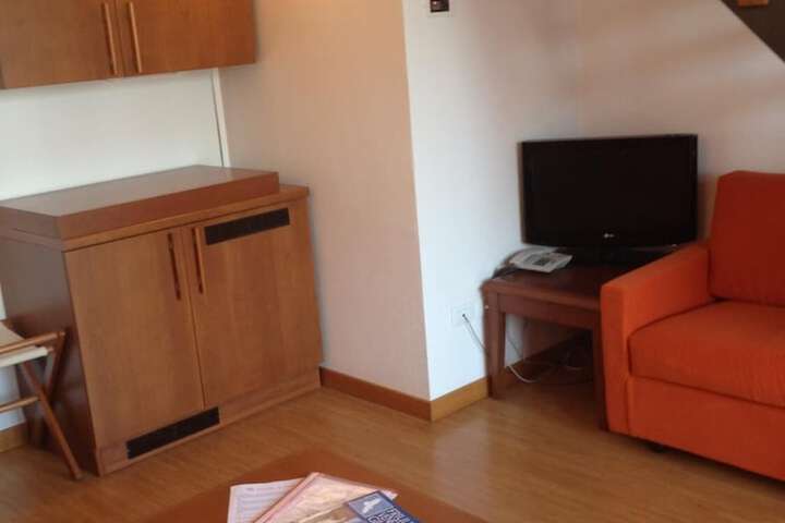 Room 17 of 51