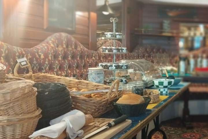 Dining 92 of 116