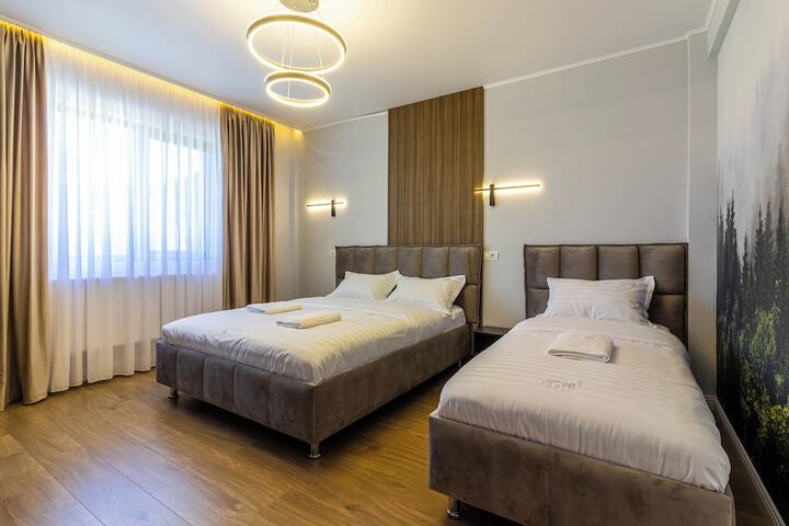 Room 3 of 22