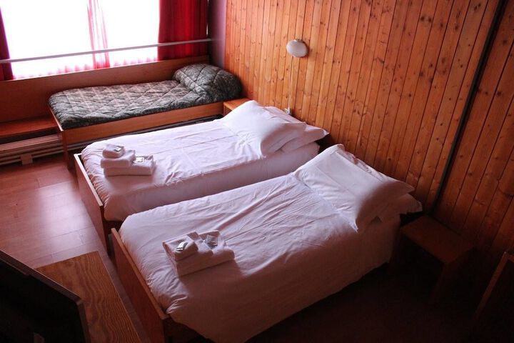Room 10 of 47