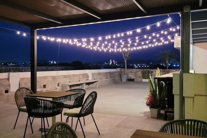 Sundeck 126 of 135