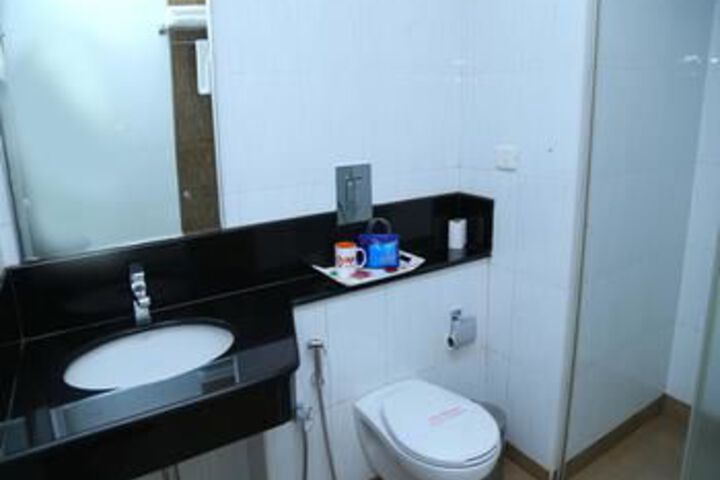 Room 5 of 30