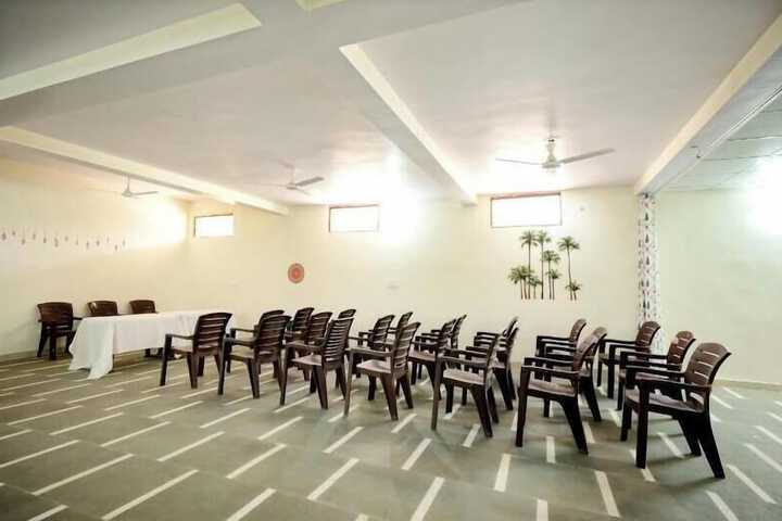Room 8 of 21