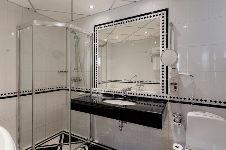 Bathroom Interior Photo