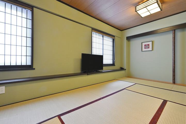 Room 29 of 51