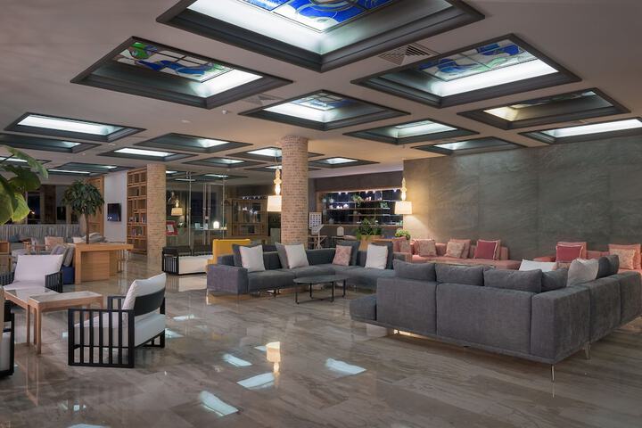 Hotel Interior 2 of 183