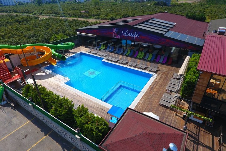 Pool 8 of 19