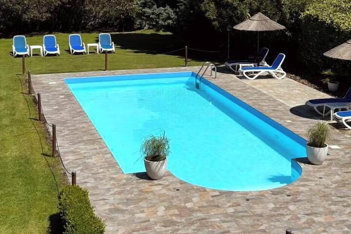 Hotel with Pool