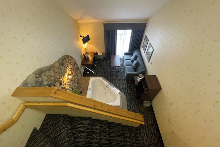 Room 21 of 112