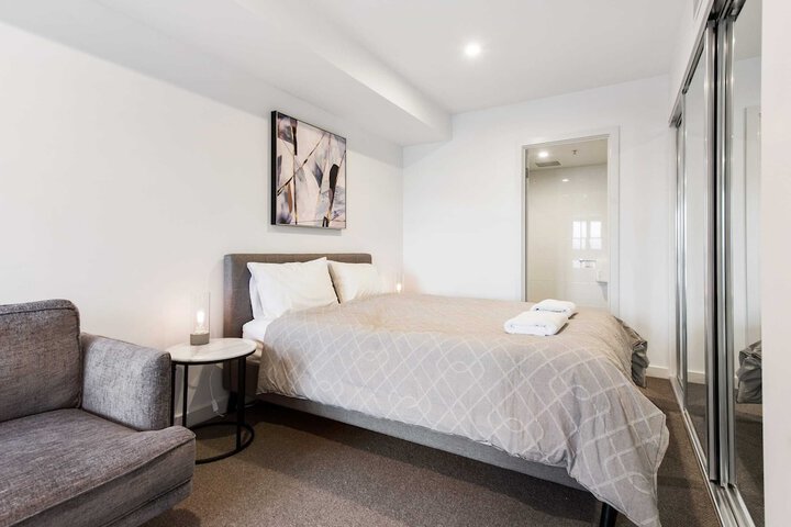 Room 4 of 48