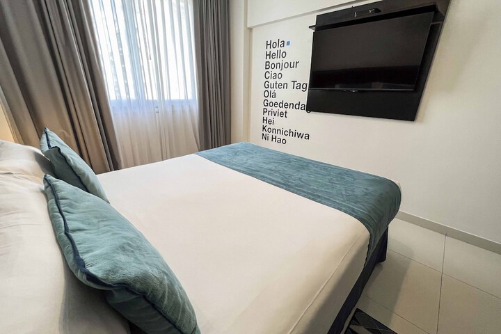 Room 10 of 55