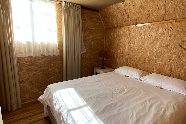 Room 27 of 137