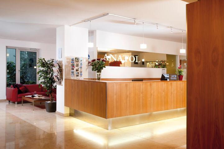 Guest Lobby