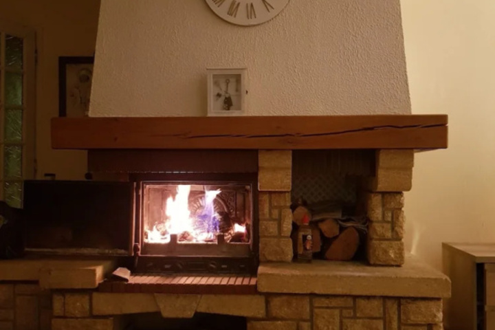 Room 6 of 11