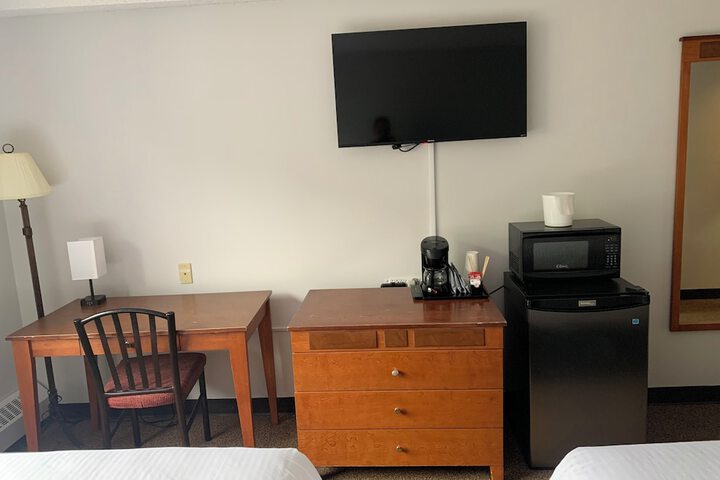 Room 30 of 50