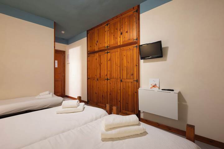 Room 32 of 112