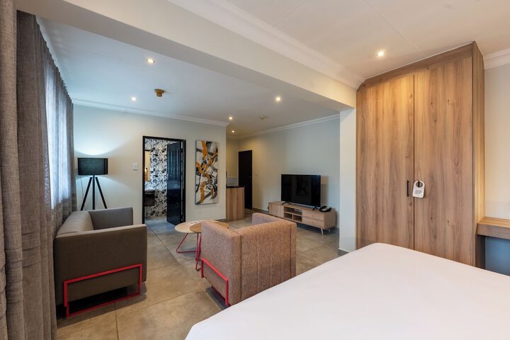 Room 52 of 129