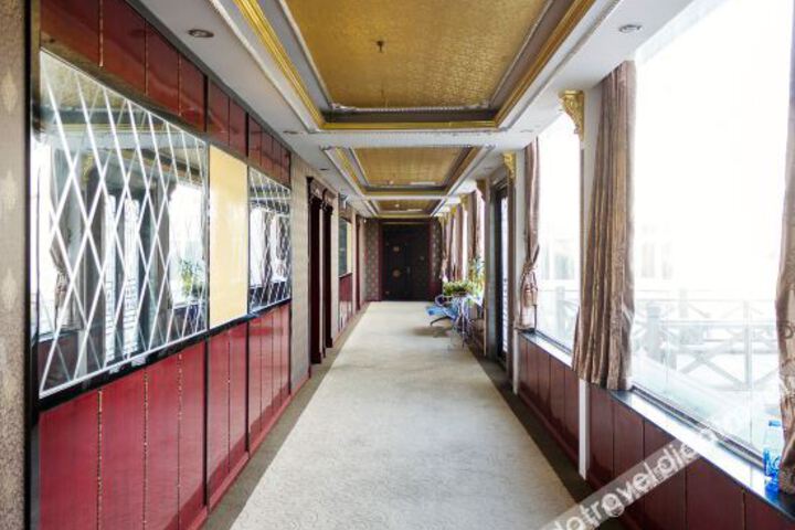 Hotel Interior 17 of 37