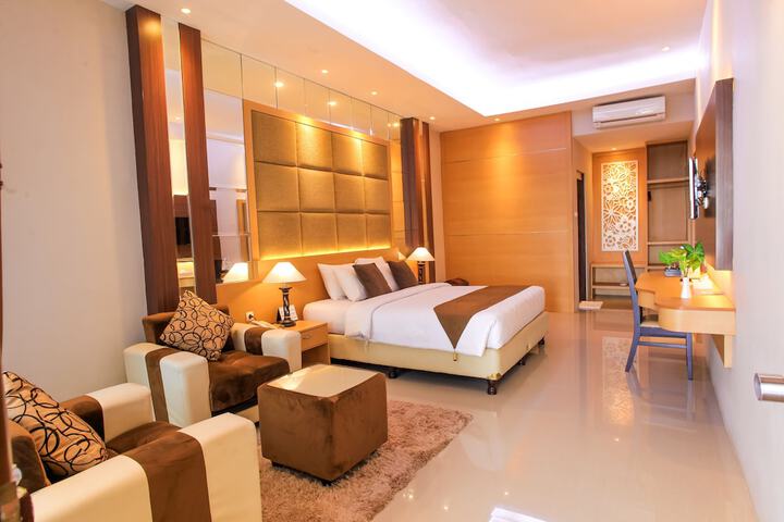Room 18 of 43