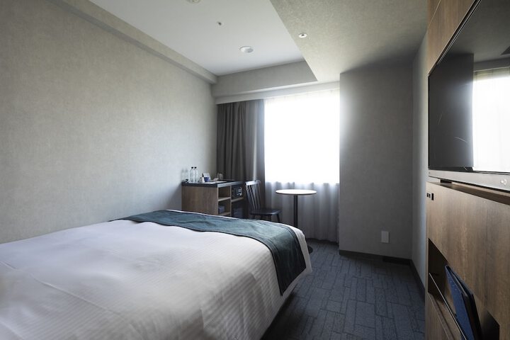 Room 17 of 59