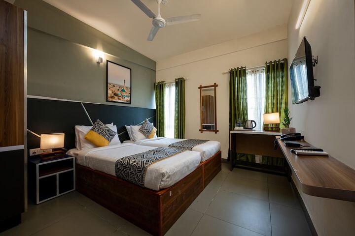 Room 14 of 37