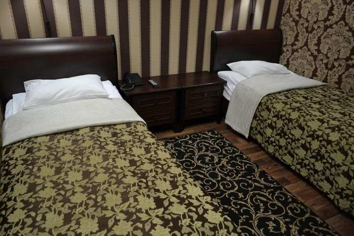 Room 6 of 51