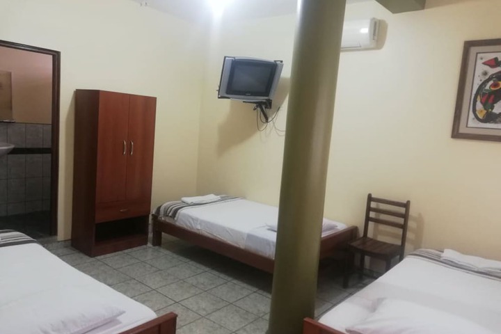 Room 3 of 30