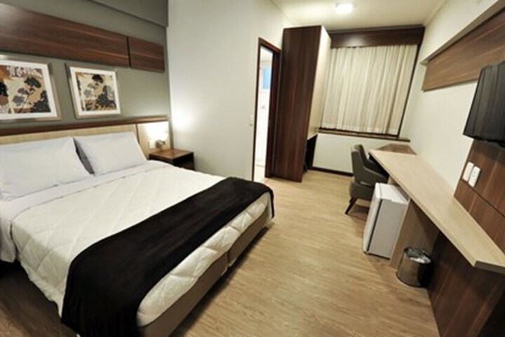 Room 8 of 56