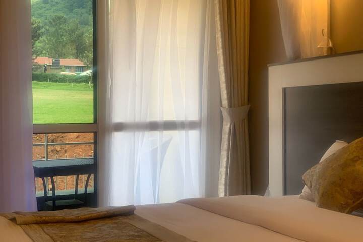 Room 2 of 12