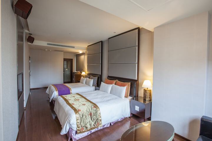 Room 20 of 31