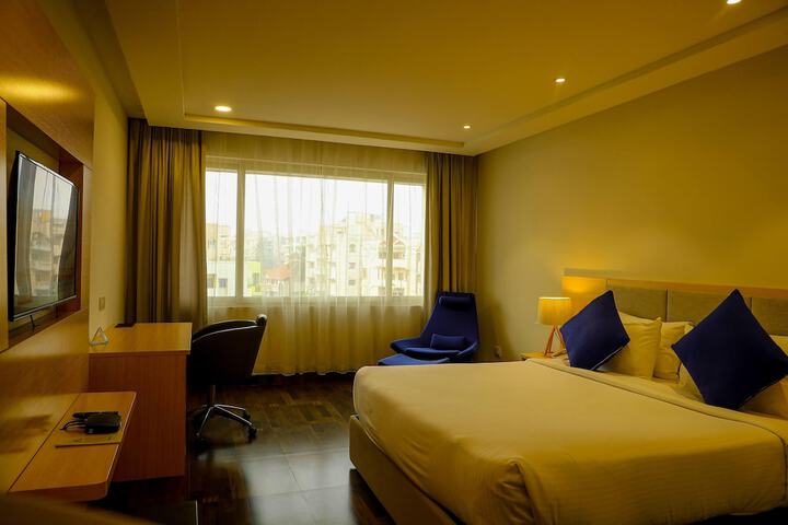 Room 10 of 46