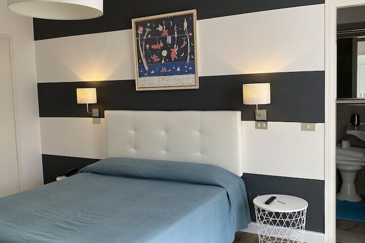 Room 20 of 68