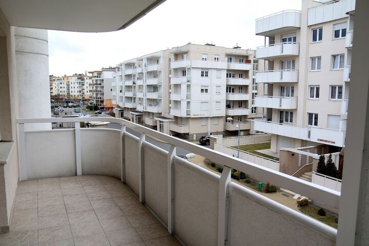 Terrace/Patio 27 of 28