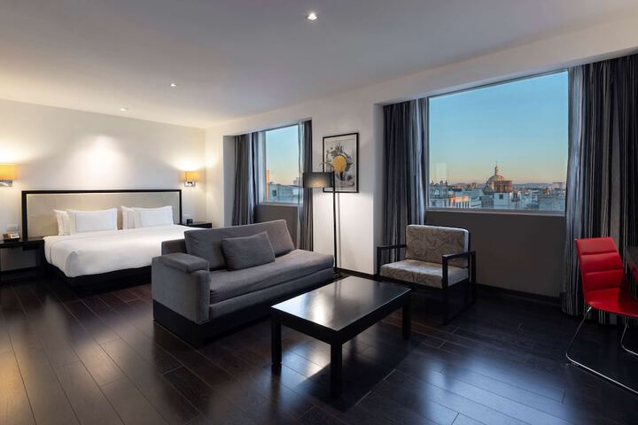 Room 43 of 115