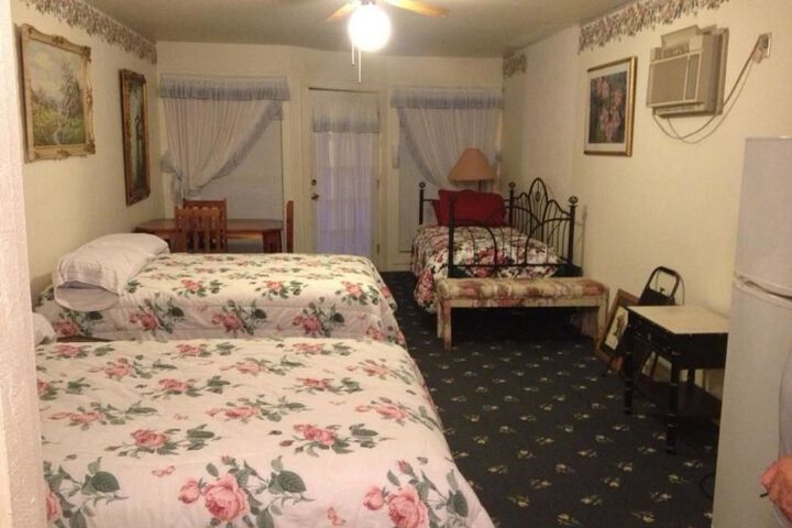 Room 4 of 21