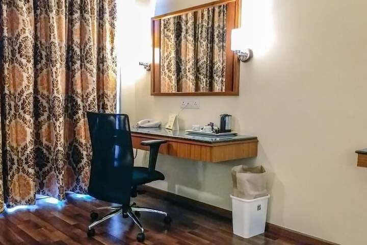 Room 18 of 41