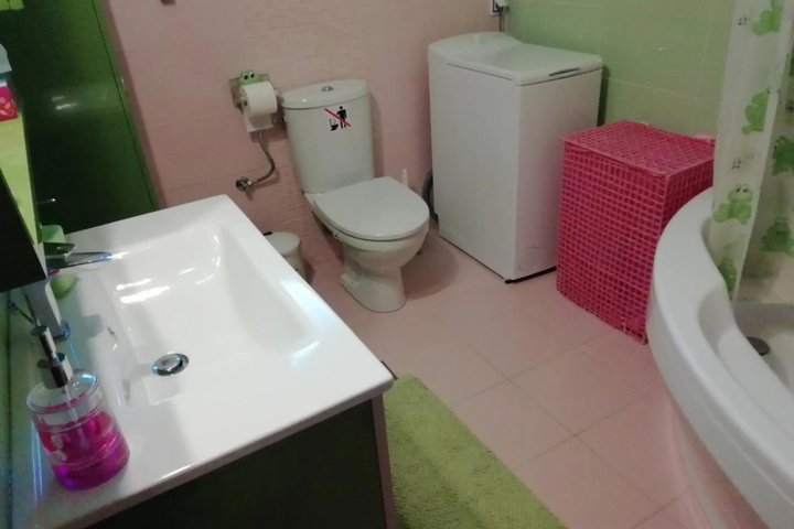 Room 6 of 20