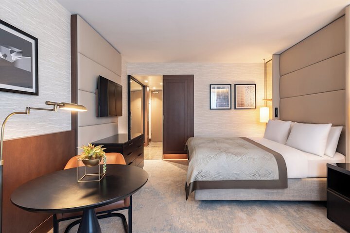 Room 115 of 457