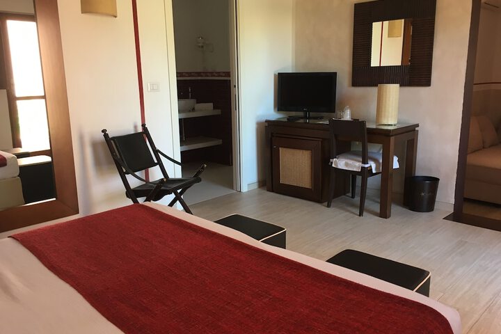 Room 21 of 99
