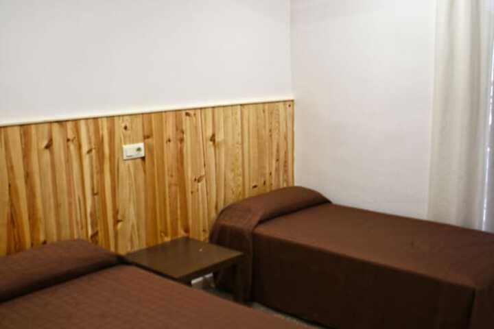 Room 8 of 30