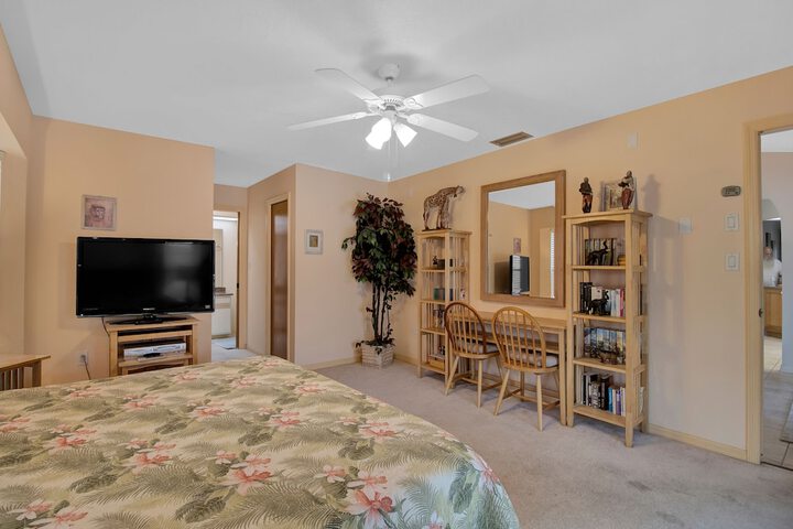 Room 4 of 48