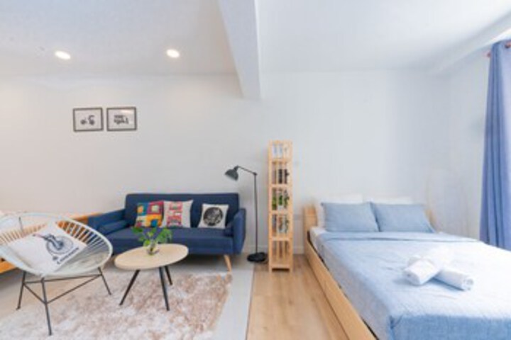 Room 105 of 155